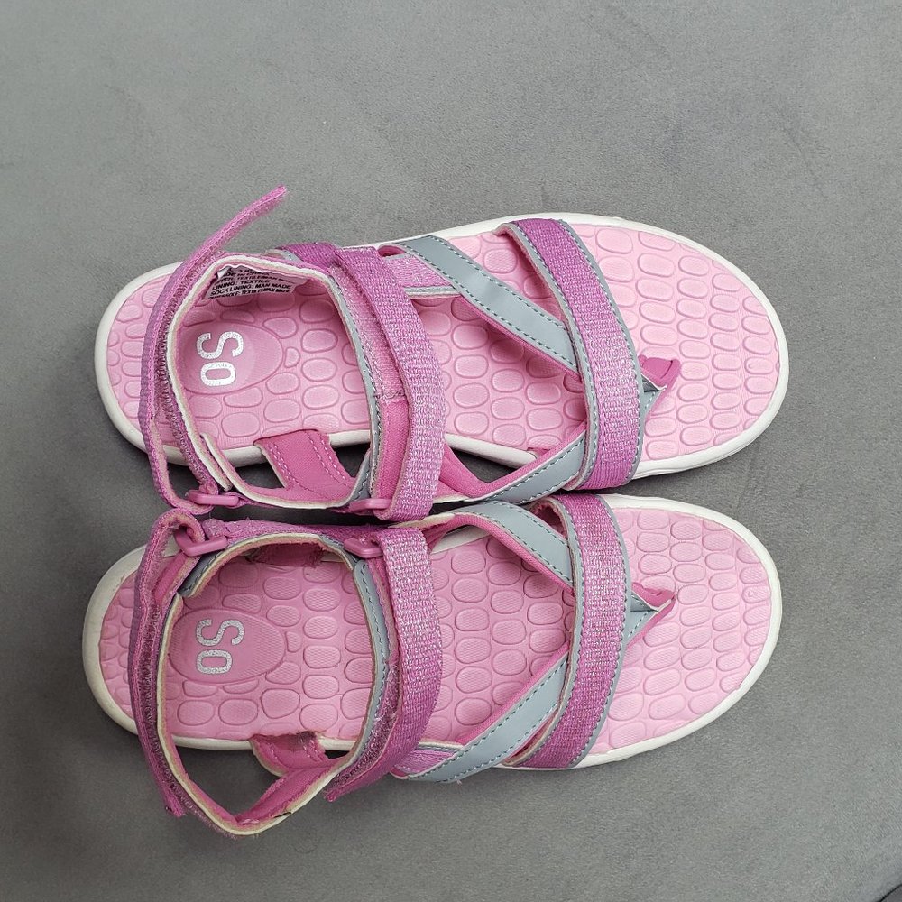 So Sport Thong Sandal Gray/pink  Size 3